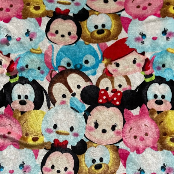 Disney Tsum Tsum Stacking Faces Fleece Blanket Lovey Throw 48” x 40” VGC - Picture 1 of 5